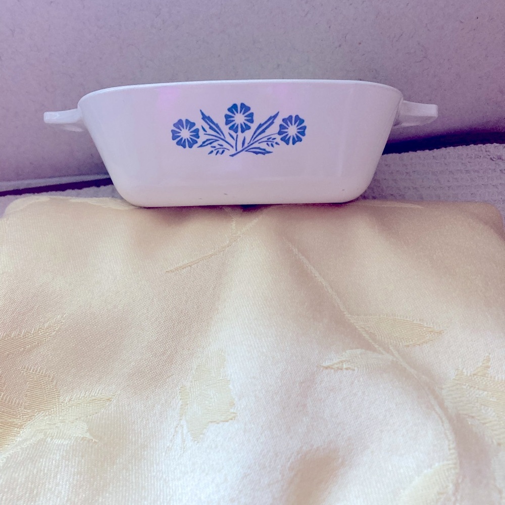 Vintage Corning Ware P-41 Petit Pan Cornflower Patters VGC